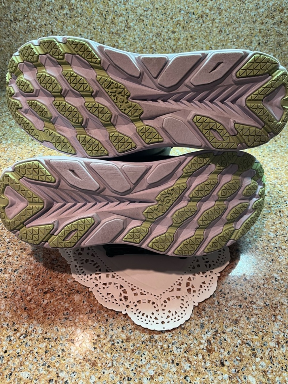 Hoka One One Clifton 8 Men’s Sz 11.5 D Navy/Green Running Shoes - Cushioned - Picture 6 of 7